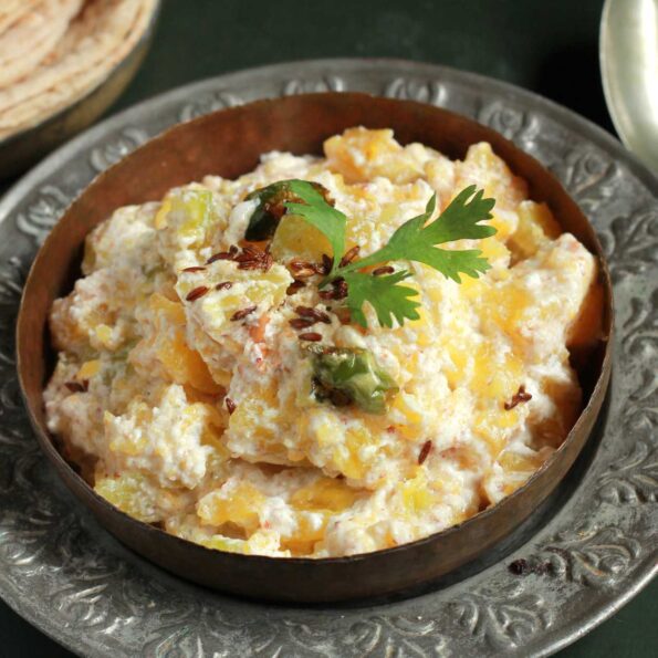 https://www.pontalo.net - Lal Bhoplyacha Bharit Recipe (Red Pumpkin Raita)