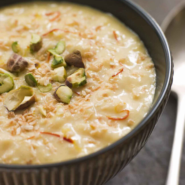 https://www.pontalo.net - Lauki Kheer Recipe - Bottle Gourd Pudding