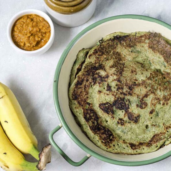 https://www.pontalo.net - Lauki and Whole Green Moong Dal Cheela Recipe