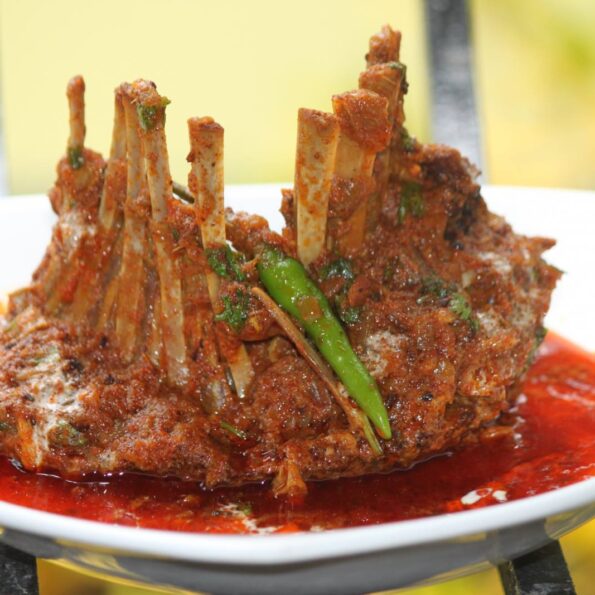 https://www.pontalo.net - Hyderabadi Laziz Lamb Handi Recipe