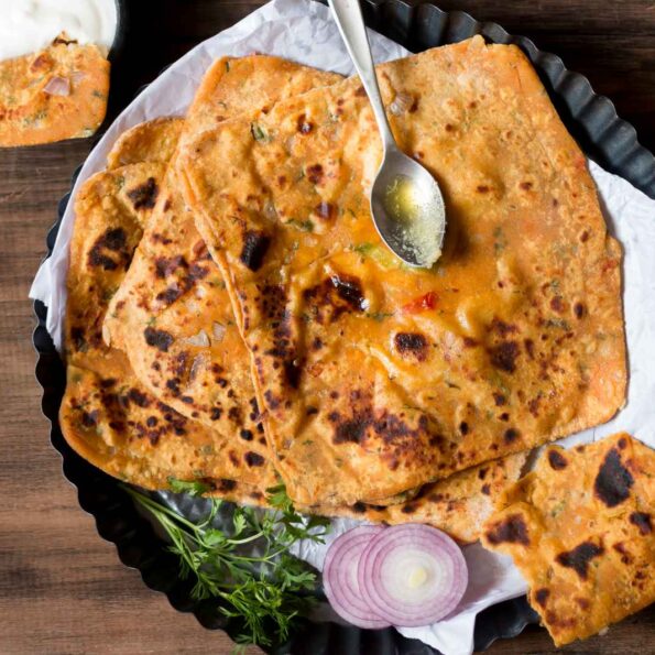 https://www.pontalo.net - Leftover Dal Paratha Recipe