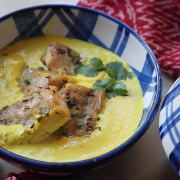 https://www.pontalo.net - Maachli Jaisamandi Recipe - Rajasthani Style Fish In Creamy Gravy