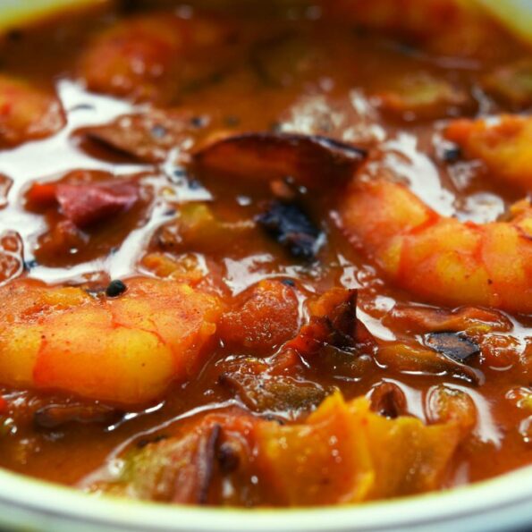 https://www.pontalo.net - Misa Maas Kordoi Tenga Recipe (Shrimp With Star Fruit Curry)