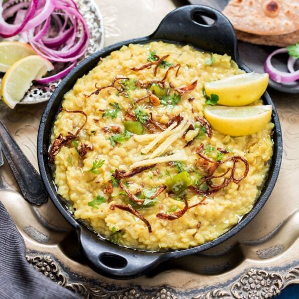 https://www.pontalo.net - Maash Ki Dal Khasgi Recipe (Dhaba Style Urad Dal)