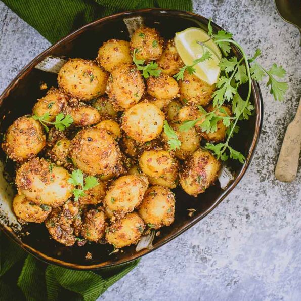 https://www.pontalo.net - मसाला रोस्टेड आलू रेसिपी - Masala Roasted Aloo (Recipe In Hindi)