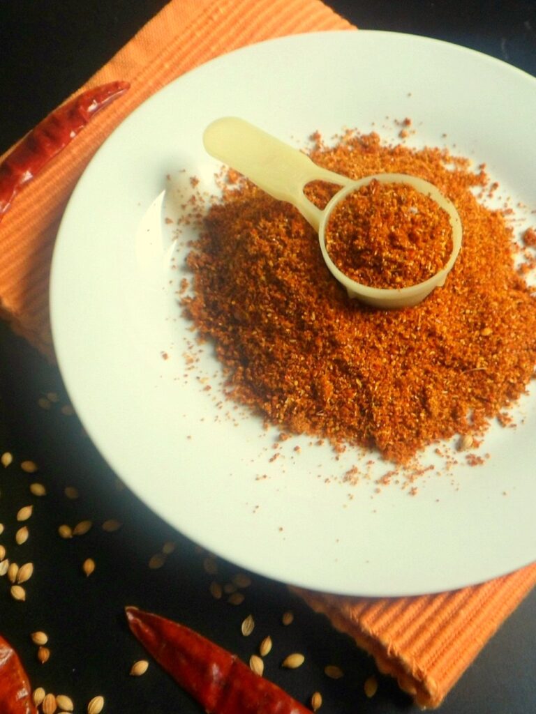 https://www.pontalo.net - Indian Masala Curry Powder With Red Chillies Recipe