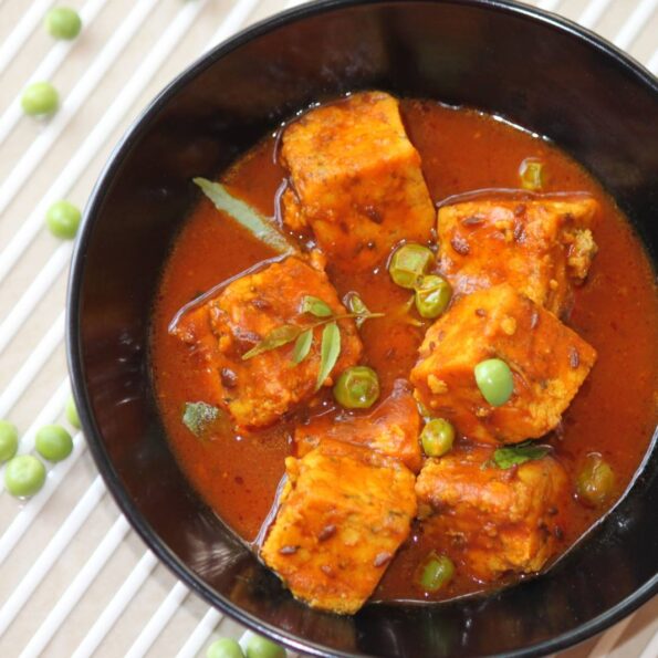 https://www.pontalo.net - Matar Masala Tofu Recipe