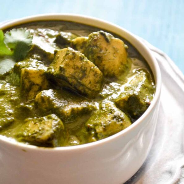 https://www.pontalo.net - Methi Chaman Recipe -Paneer In Dark Leafy Greens Based Gravy