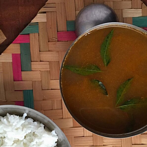 https://www.pontalo.net - मिलागु रसम रेसिपी - Village Style Pepper Rasam (Recipe In Hindi)