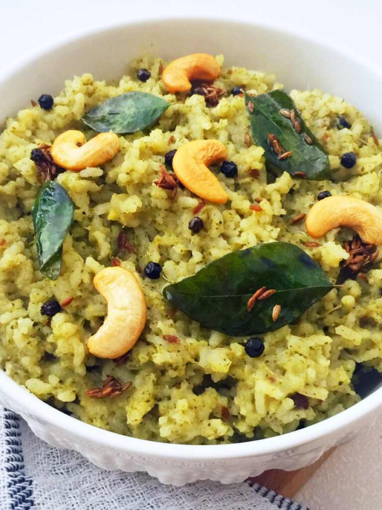 https://www.pontalo.net - Pudina Khara Pongal Recipe (Rice and Lentils Cooked With Mint Leaves & Mild Spices)