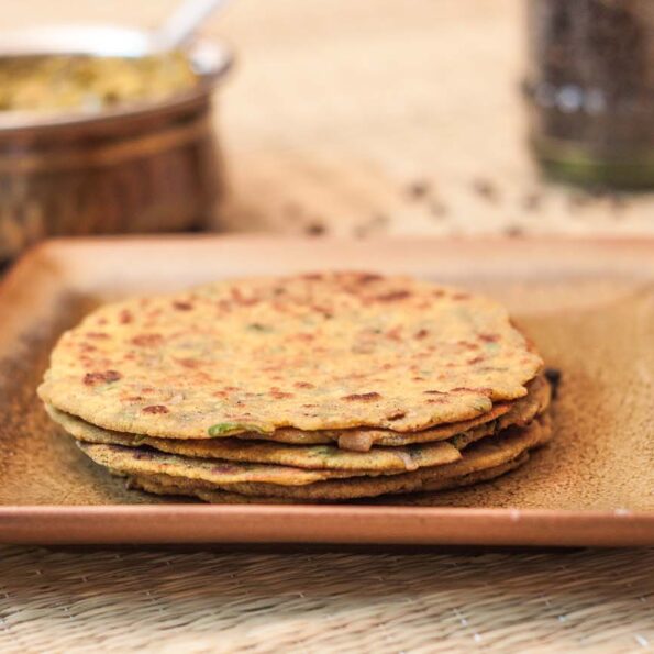 https://www.pontalo.net - Missi Roti Recipe (Spiced Gram Flour Flat Bread)