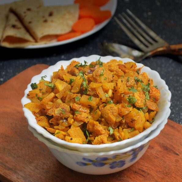 https://www.pontalo.net - Mooli And Wadi Ki Sabzi Recipe