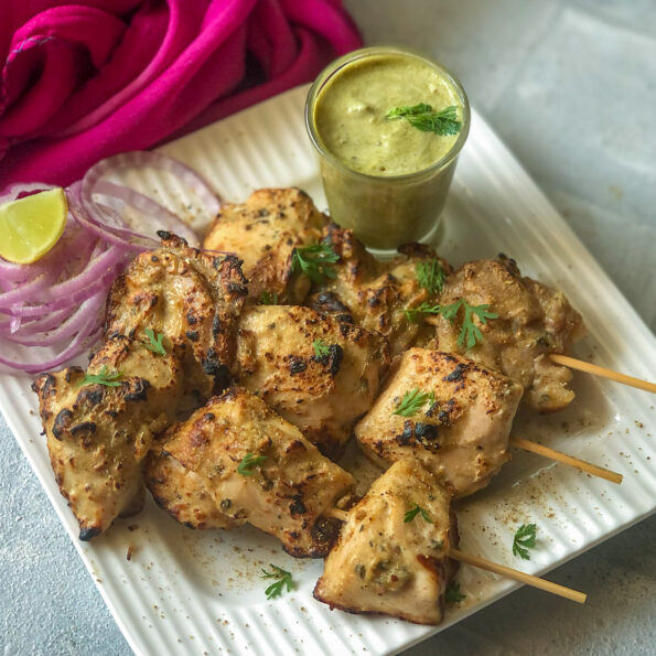 https://www.pontalo.net - Murgh Malai Kebab Recipe - Chicken Malai Kebab