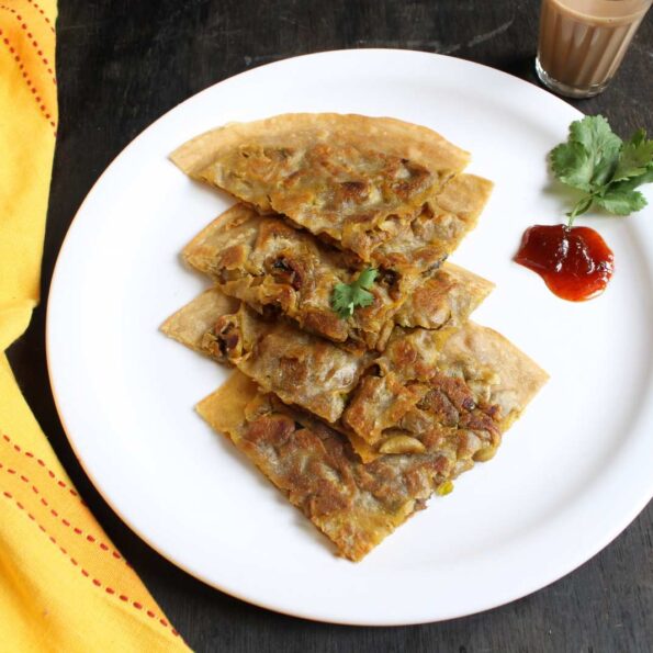 https://www.pontalo.net - Mushroom Paratha Recipe