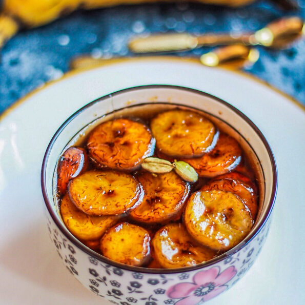 https://www.pontalo.net - Nendran Banana Jamun Recipe (Kerala Banana Jamun)