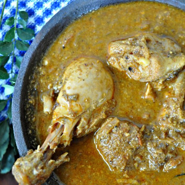 https://www.pontalo.net - Nadan Kozhi Recipe | Kerala Chicken Curry | Nadan Chicken Curry