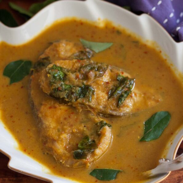 https://www.pontalo.net - Neymeen Vatti Pattichathu Recipe - Seer Fish In Spicy Masala