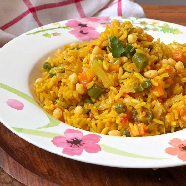 https://www.pontalo.net - One Pot Masala Vegetable Rice Recipe