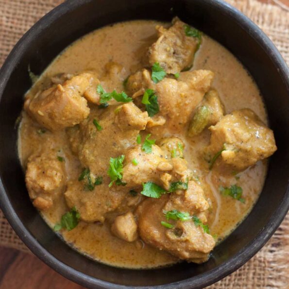 https://www.pontalo.net - Pahadi Chicken Curry Recipe