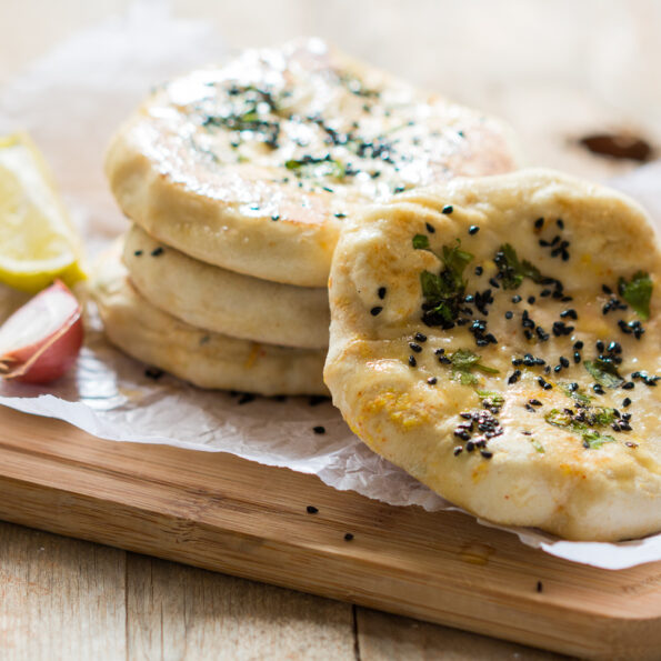 https://www.pontalo.net - Paneer Kulcha Recipe-Cottage Cheese Stuffed Leavened Flatbread