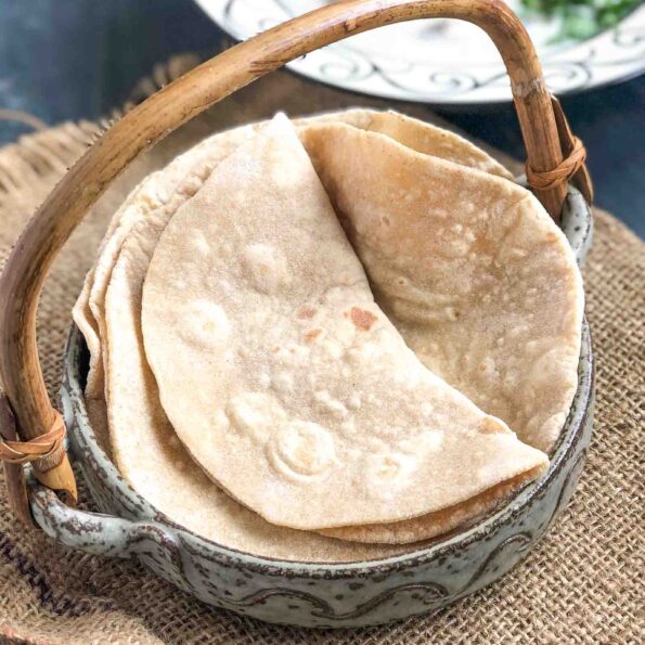 https://www.pontalo.net - Parsi Rotli Recipe - Parsi Style Rotis