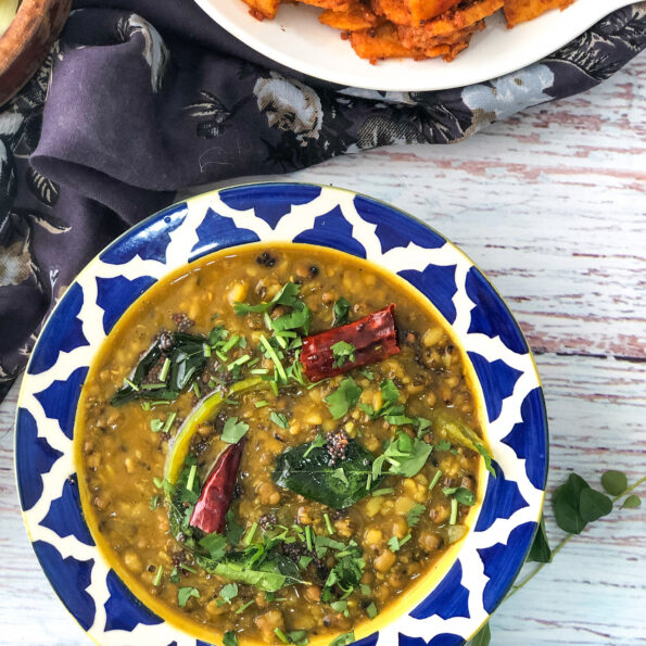 https://www.pontalo.net - Pasi Paruppu Masiyal Recipe-Green Moong Dal Curry Recipe