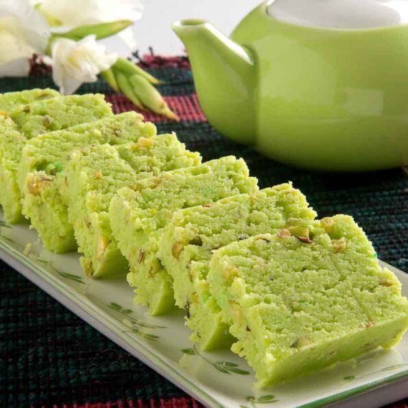 https://www.pontalo.net - Pista Burfi Recipe - Indian Spiced Pistachio Fudge