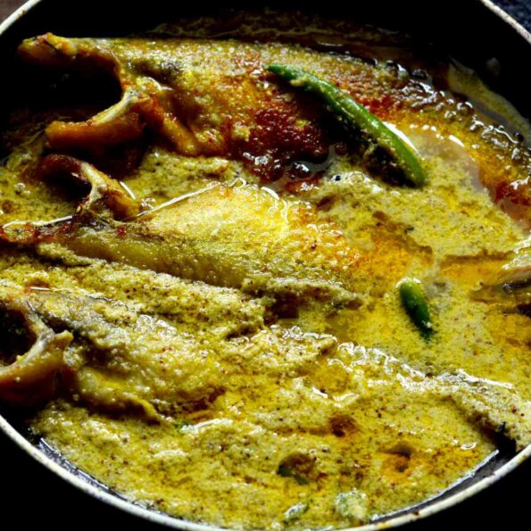 https://www.pontalo.net - Posto Pabda (Bengali Fish Curry In Poppy Seeds Paste)