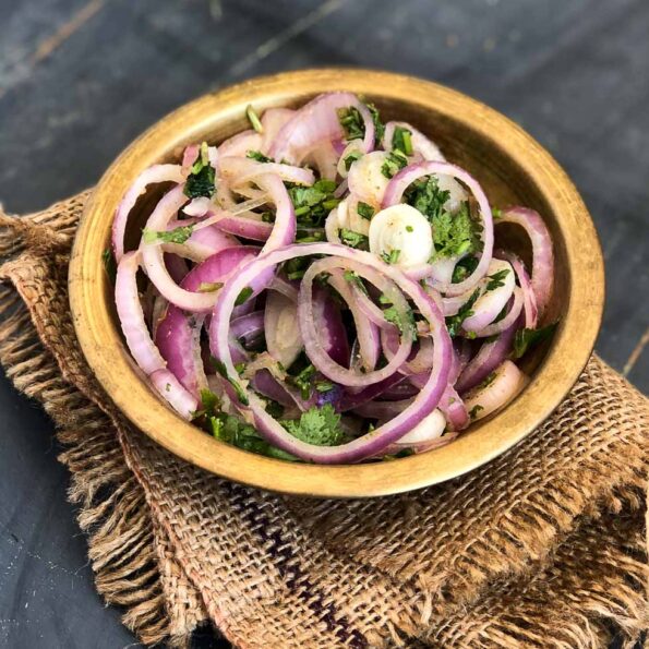 https://www.pontalo.net - पुदीना प्याज़ कचुम्बर सलाद रेसिपी - Pudina Pyaz Kachumber Salad Recipe