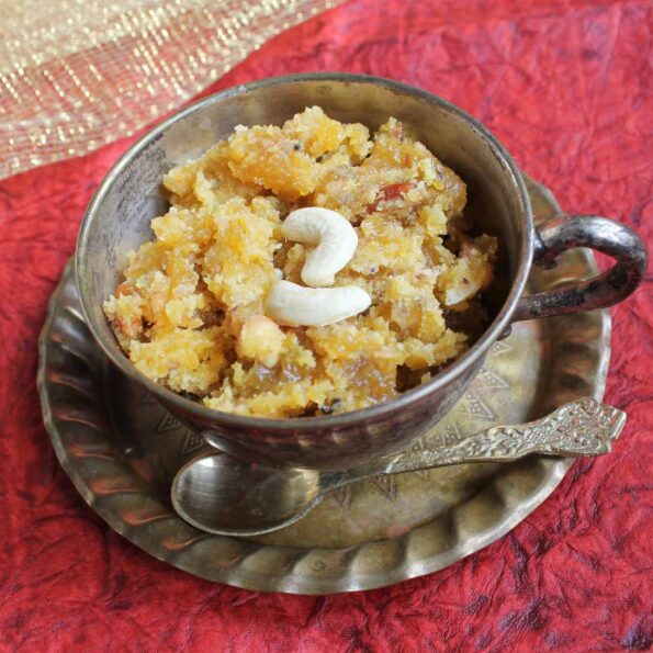 https://www.pontalo.net - Pumpkin Halwa (Kaddu Ka Halwa) Recipe