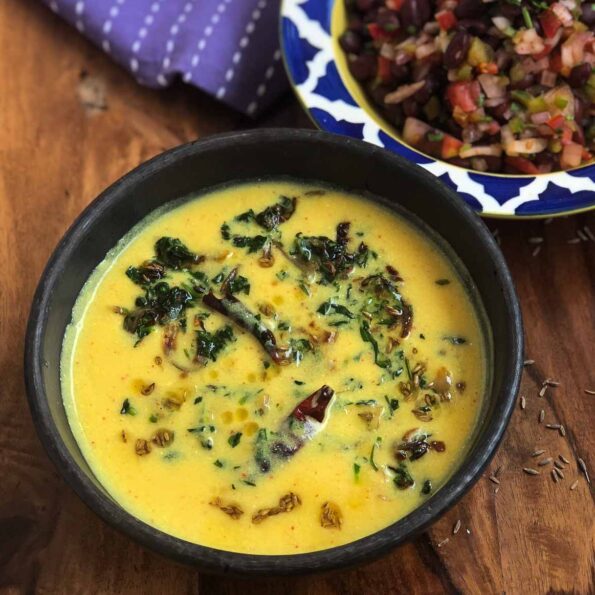 https://www.pontalo.net - Punjabi Methi Kadhi Recipe - Fenugreek Leaf Yogurt Curry