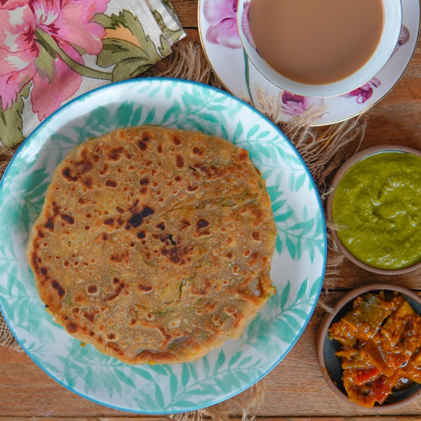 https://www.pontalo.net - Aloo Paratha Recipe - Healthy North Indian Breakfast