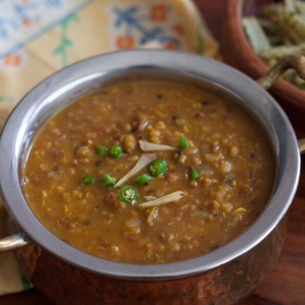 https://www.pontalo.net - Punjabi Style Moth Beans Dal Recipe (Matki)