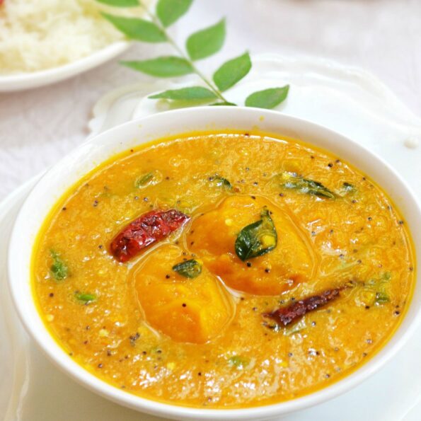 https://www.pontalo.net - Maavina Hannina Gojju (Karnataka Style Ripe Mango Curry Recipe)