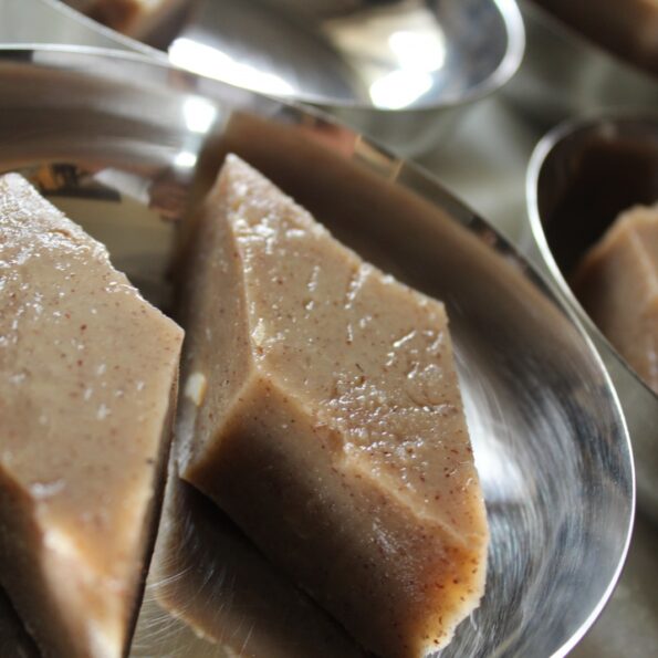 https://www.pontalo.net - Ragi Halwa Recipe | Healthy Indian Sweet Made With Ragi