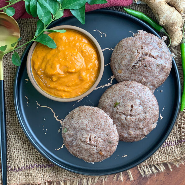 https://www.pontalo.net - Ragi Rava Idli Recipe - Steamed High Protein Finger Millet Idli