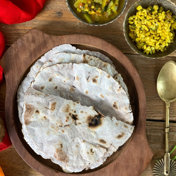 https://www.pontalo.net - Ragi Wheat Phulka Recipe- Diabetic Friendly Ragi Roti