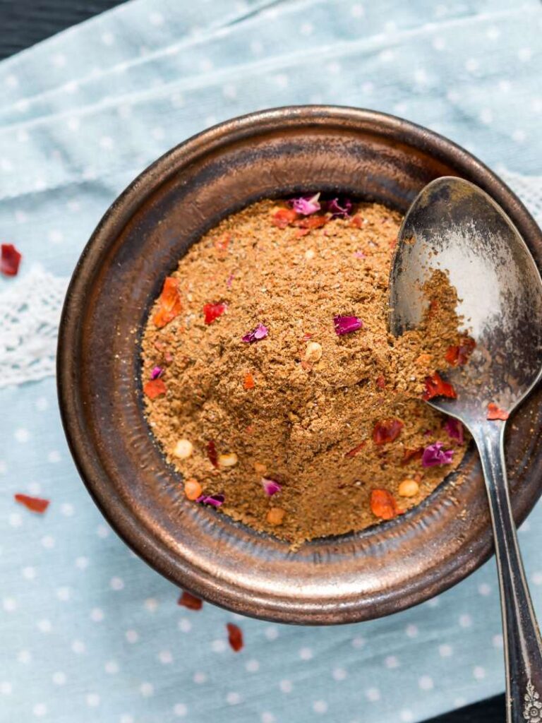 https://www.pontalo.net - Ras El Hanout Recipe (Moroccan Spice Powder)