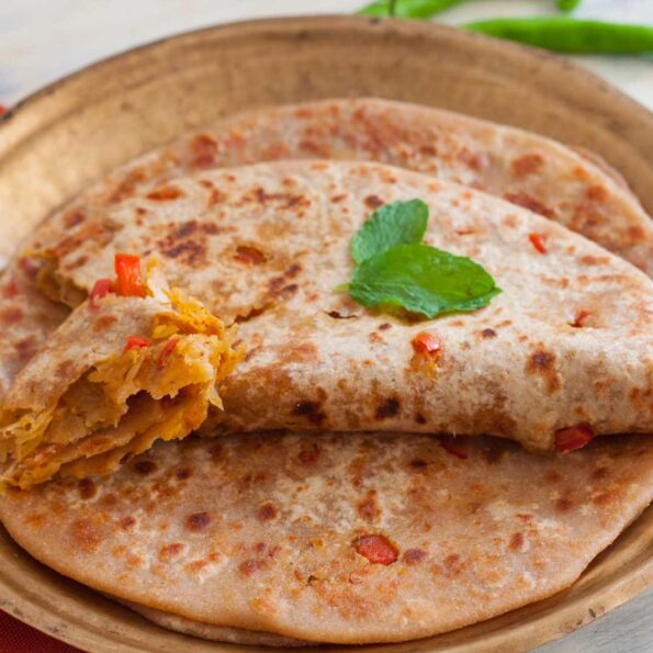 https://www.pontalo.net - Raw Papaya Red Bell Peppers Stuffed Paratha