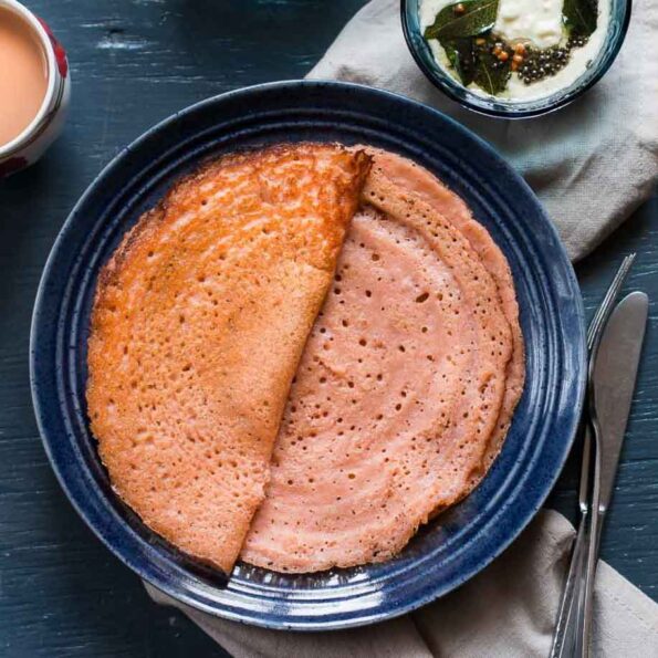 https://www.pontalo.net - Red Rice Dosa Recipe