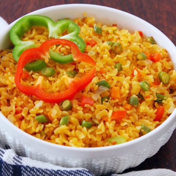 https://www.pontalo.net - Schezwan Poha Recipe (Fusion Recipe)