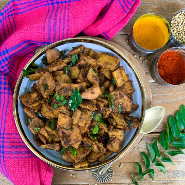 https://www.pontalo.net - Senai Kizhangu Poriyal Recipe-Yam Poriyal Recipe