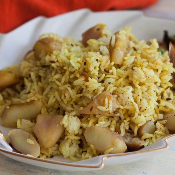 https://www.pontalo.net - Singhara Pulao Recipe - Water Chestnut Mixed Rice