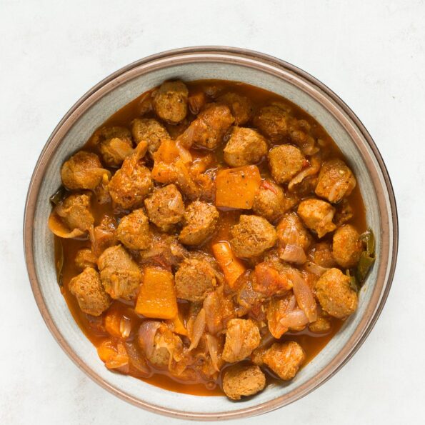 https://www.pontalo.net - Soya Chunks Pepper Curry Recipe