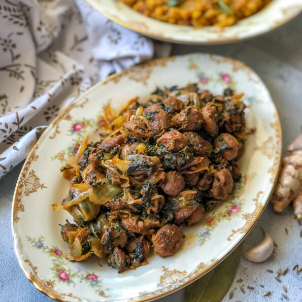 https://www.pontalo.net - Soya Methi Sabzi Recipe | Made from Soya Chunks