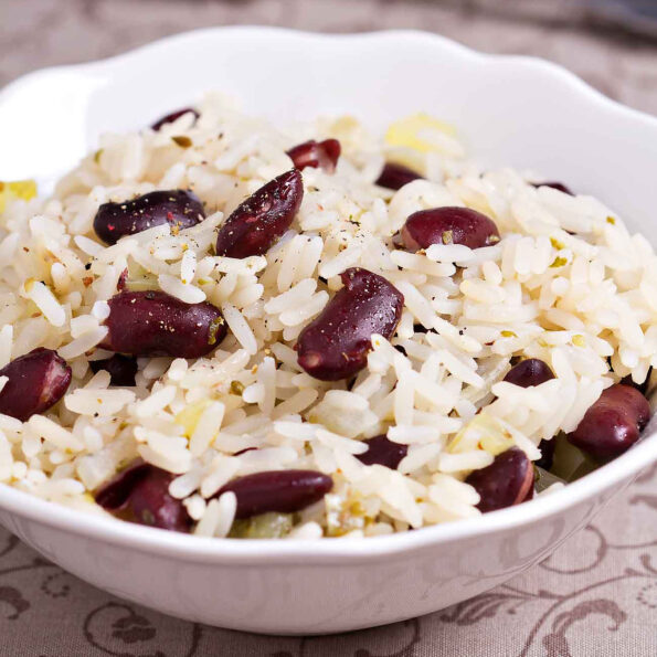 https://www.pontalo.net - तीखा राजमा पुलाव रेसिपी - Spiced Rajma Pulao Recipe