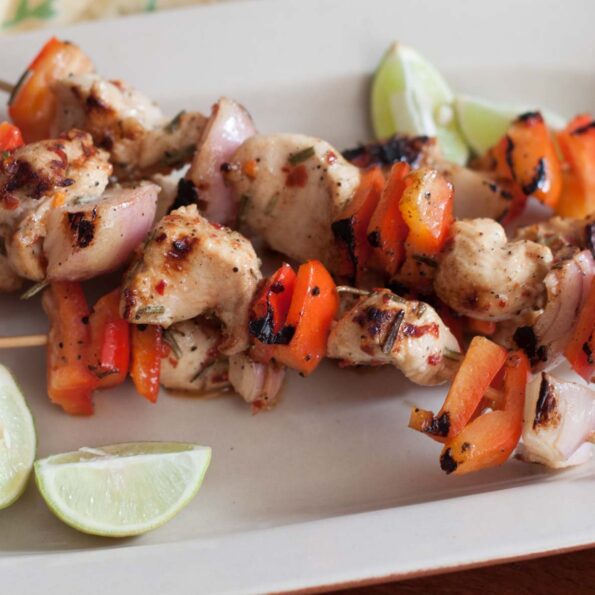 https://www.pontalo.net - Spicy Lemon Chicken Kebab Recipe