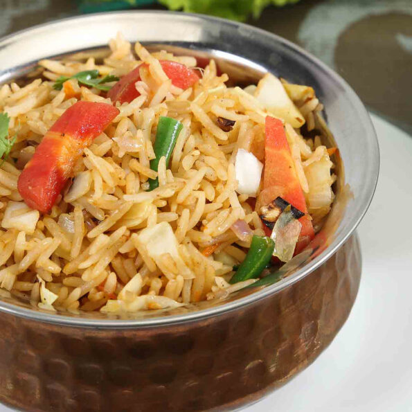 https://www.pontalo.net - Spicy Paneer Pulao With Vegetables