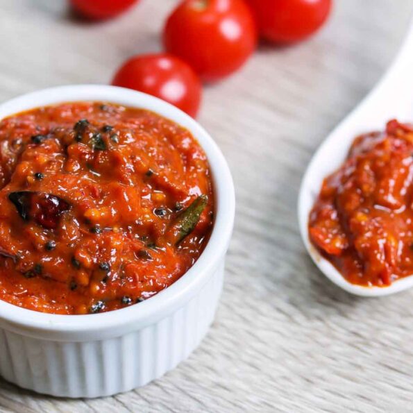 https://www.pontalo.net - Spicy Tomato Pickle Recipe - South Indian Thakkali Thokku