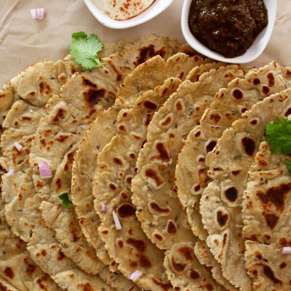 https://www.pontalo.net - Spicy Yogurt Chapati/Roti Recipe